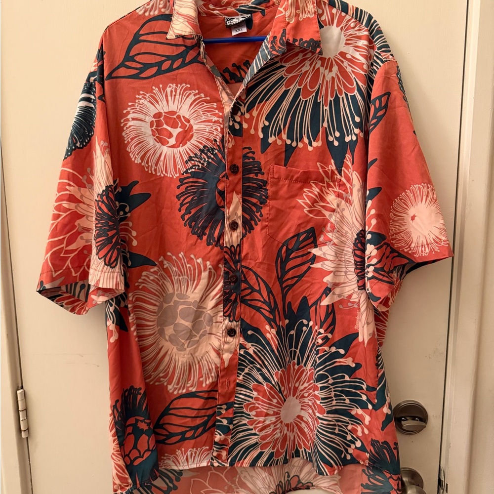 Men’s manuhealii aloha Hawaiian shirt xxl barely worn